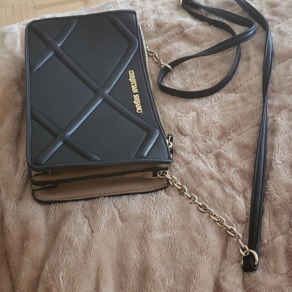 Purses - Picture 4 of 5